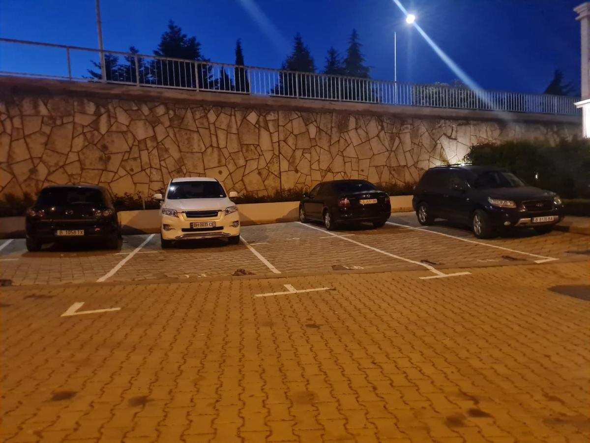 Апартамент- Вила Флоренс На 600 М От Плажа! Varna Extérieur photo