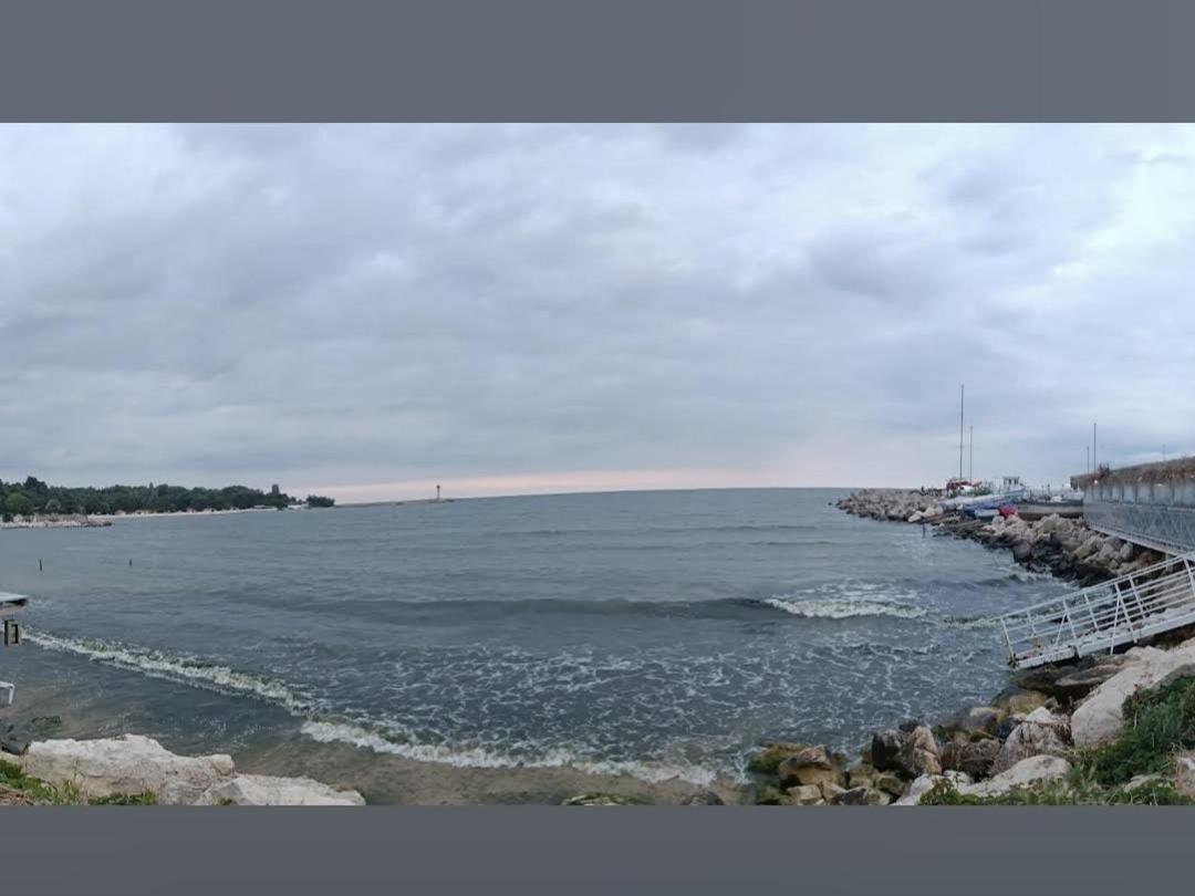Апартамент- Вила Флоренс На 600 М От Плажа! Varna Extérieur photo